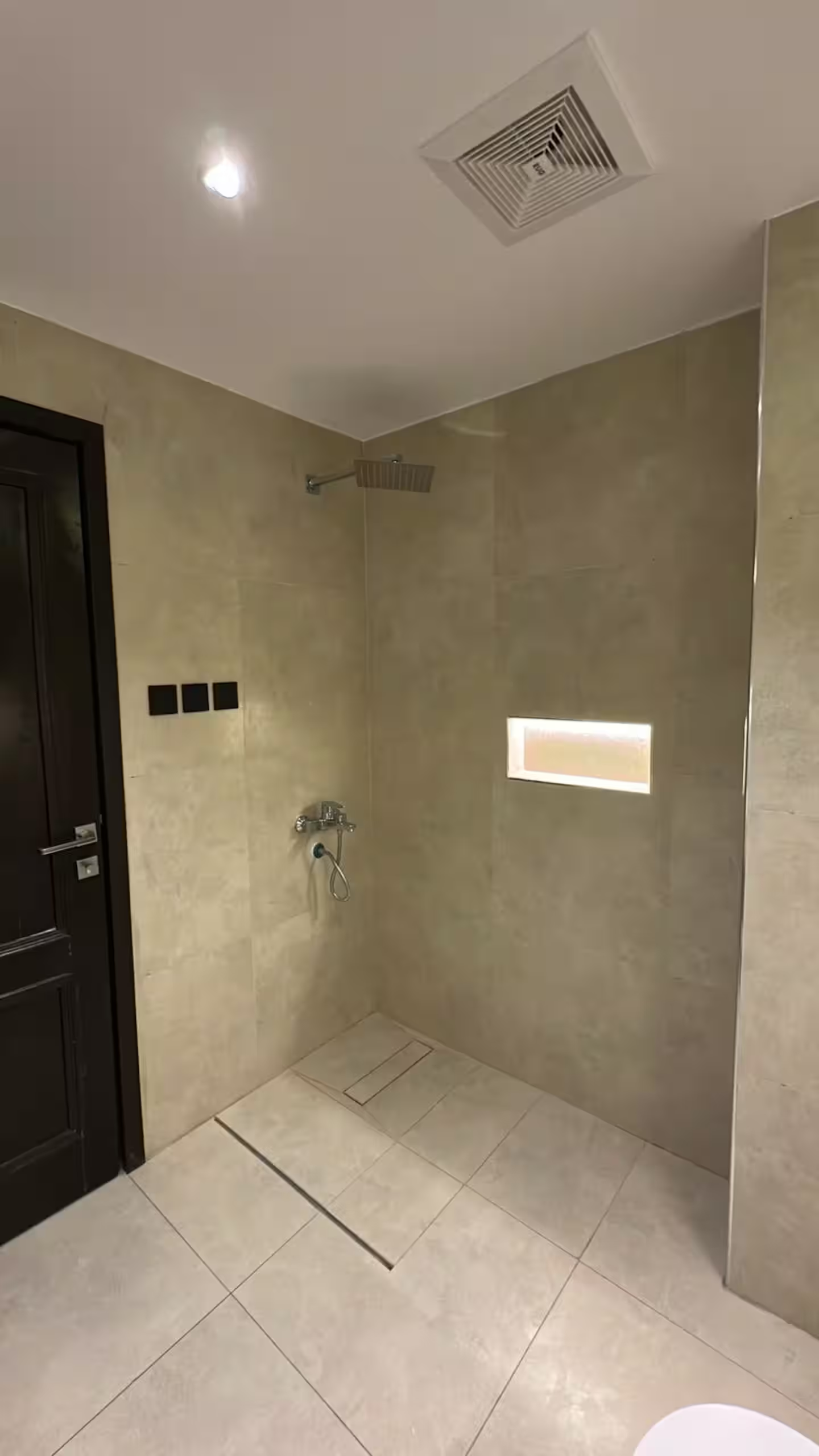 استديو مرحبا 105